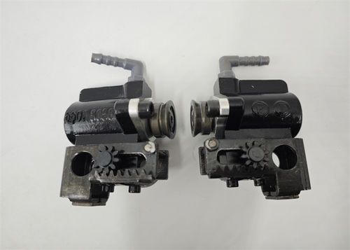 Latest company news about Heidelberg SM102 & SM72 MO Leistung mit Original 41.028.046F und 41.028.056F Weiterleiter.